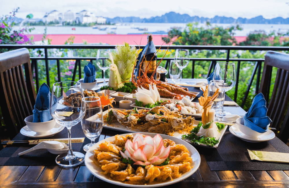 What are the specific characteristics of running Facebook ads for the restaurant industry?